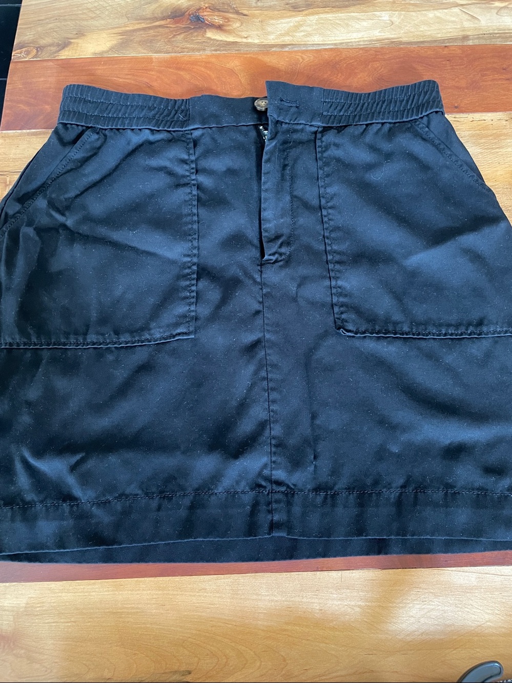 LOFT Black Flat-Front Women's Skirt with Patch Pockets